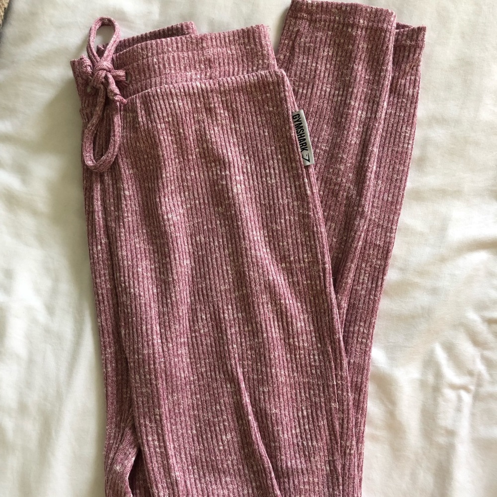 GYMSHARK Joggers Small